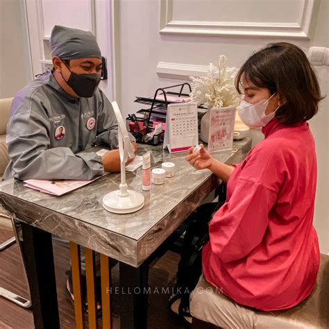 5 Bocoran Harga Airin Skin Clinic: Bikin Glowing Gak Bikin Kantong Jebol! 5 Bocoran Harga Airin Skin Clinic: Bikin Glowing Gak Bikin Kantong Jebol!