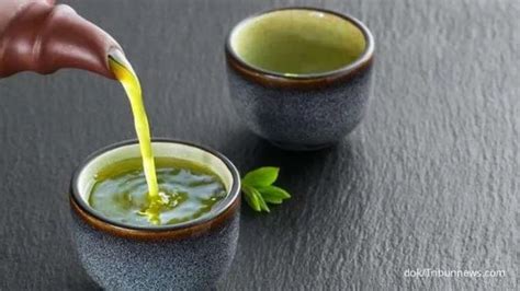 5 Cara Ampuh Hempaskan Jerawat di Dahi dalam 7 Hari! 5 Cara Ampuh Hempaskan Jerawat di Dahi dalam 7 Hari!