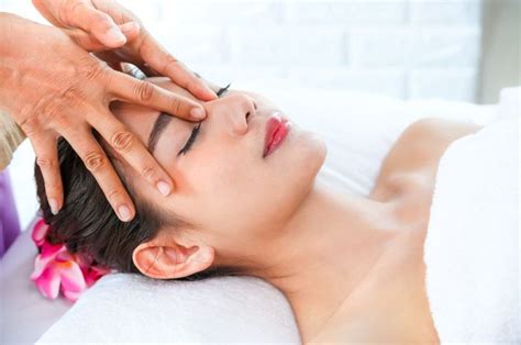 5 Langkah Facial Ampuh untuk Kulit Kencang and Awet Muda 5 Langkah Facial Ampuh untuk Kulit Kencang and Awet Muda