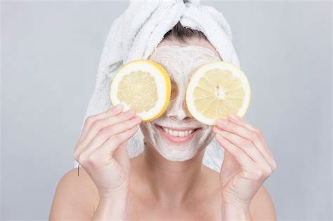 5 Rahasia Alami Bikin Kulit Putih Merona dalam 2 Minggu! 🤫✨ 5 Rahasia Alami Bikin Kulit Putih Merona dalam 2 Minggu! 🤫✨
