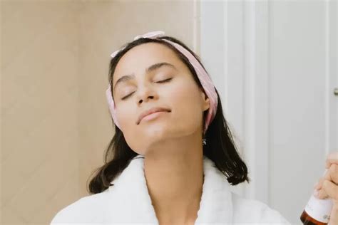 5 Rahasia Facial di NMW yang Bikin Wajah Glowing dalam Seminggu! 5 Rahasia Facial di NMW yang Bikin Wajah Glowing dalam Seminggu!