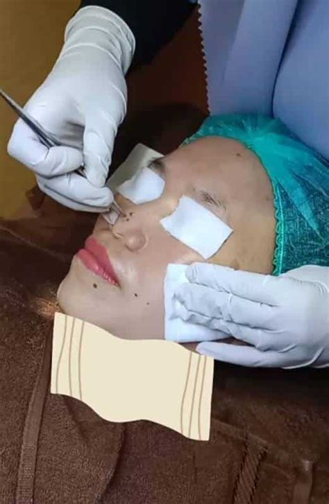 5 Rahasia Facial di NMW yang Bikin Wajah Glowing dalam Seminggu! 5 Rahasia Facial di NMW yang Bikin Wajah Glowing dalam Seminggu!