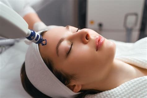 5 Tarif Laser Wajah Paling Murah 2024: Wajah Glowing Mulai dari Rp99 Ribu! 5 Tarif Laser Wajah Paling Murah 2024: Wajah Glowing Mulai dari Rp99 Ribu!