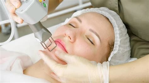 5 Tarif Laser Wajah Paling Murah 2024: Wajah Glowing Mulai dari Rp99 Ribu! 5 Tarif Laser Wajah Paling Murah 2024: Wajah Glowing Mulai dari Rp99 Ribu!