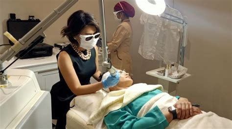 5 Tarif Laser Wajah Paling Murah 2024: Wajah Glowing Mulai dari Rp99 Ribu! 5 Tarif Laser Wajah Paling Murah 2024: Wajah Glowing Mulai dari Rp99 Ribu!