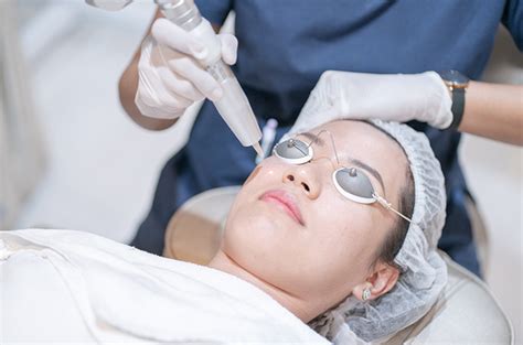 5 Tarif Laser Wajah Paling Murah 2024: Wajah Glowing Mulai dari Rp99 Ribu! 5 Tarif Laser Wajah Paling Murah 2024: Wajah Glowing Mulai dari Rp99 Ribu!