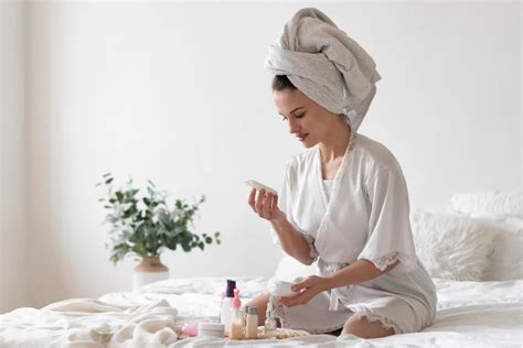 5 tipsperawatan untuk kulit sensitif yang harus kamu tahu sekarang juga 5 tipsperawatan untuk kulit sensitif yang harus kamu tahu sekarang juga