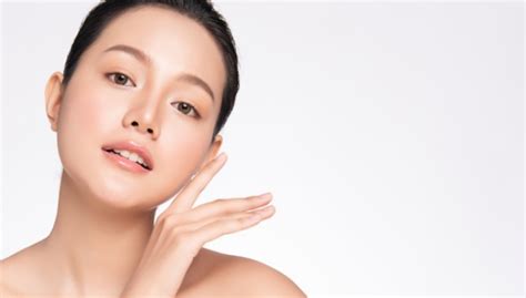 5 Treatment Hilangkan Komedo yang Bikin Kulit Kinclong dalam Seminggu! 5 Treatment Hilangkan Komedo yang Bikin Kulit Kinclong dalam Seminggu!
