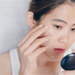 7 Cara Simple Mengatasi Kulit Berminyak dalam 10 Menit Sehari!