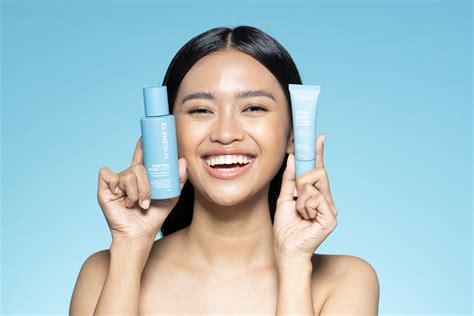 7 Cara Simple Mengatasi Kulit Berminyak dalam 10 Menit Sehari! 7 Cara Simple Mengatasi Kulit Berminyak dalam 10 Menit Sehari!