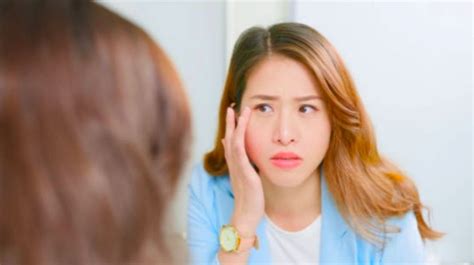 7 Kesalahan Kosmetik Perawatan Wajah yang Bikin Wajahmu Jadi Tua! 7 Kesalahan Kosmetik Perawatan Wajah yang Bikin Wajahmu Jadi Tua!