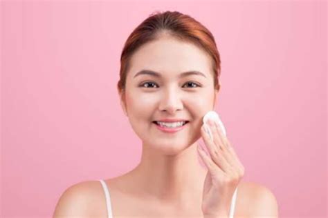 7 Langkah Rahasia Perawatan Wajah Alami Sebelum Tidur untuk Kulit Glowing! 7 Langkah Rahasia Perawatan Wajah Alami Sebelum Tidur untuk Kulit Glowing!