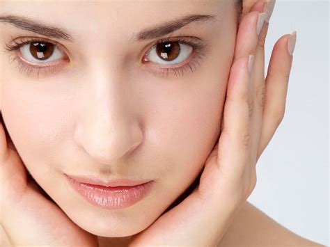 7 Rahasia Kulit Bebas Kilap dan Glowing: Bye-Bye Wajah Kusam! 7 Rahasia Kulit Bebas Kilap dan Glowing: Bye-Bye Wajah Kusam!