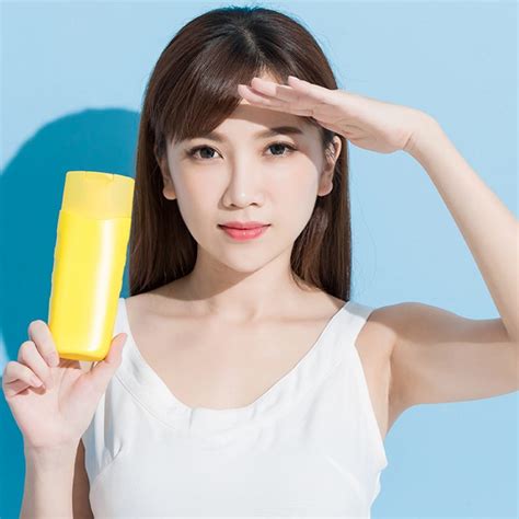 7 Rahasia Kulit Glowing Alami Tanpa Skincare, Buktikan Sendiri! 7 Rahasia Kulit Glowing Alami Tanpa Skincare, Buktikan Sendiri!