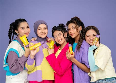7 Rahasia Kulit Glowing Bebas Jerawat untuk Remaja: Buktikan Sendiri! 7 Rahasia Kulit Glowing Bebas Jerawat untuk Remaja: Buktikan Sendiri!