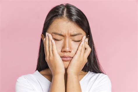 7 Rahasia Kulit Glowing Bebas Kusam, Bye-Bye Wajah Lelah! 7 Rahasia Kulit Glowing Bebas Kusam, Bye-Bye Wajah Lelah!