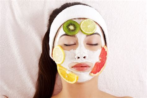 7 Rahasia Merawat Wajah Glowing Alami, Buktikan Sendiri! 7 Rahasia Merawat Wajah Glowing Alami, Buktikan Sendiri!