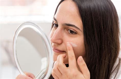 7 Rahasia Perawatan Awet Muda: Kulit Glowing dalam 30 Hari! 7 Rahasia Perawatan Awet Muda: Kulit Glowing dalam 30 Hari!
