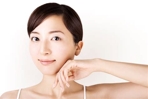 7 Rahasia Perawatan Kecantikan Ala Korea yang Bikin Wajah Glowing Seketika!