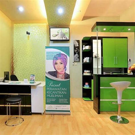 7 Salon Bagus di Solo Ini Bikin Rambut Langsung Cetar! 7 Salon Bagus di Solo Ini Bikin Rambut Langsung Cetar!