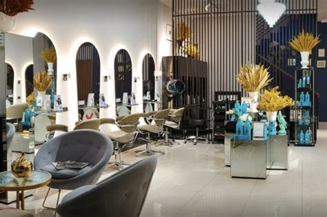 7 Salon Bagus di Solo Ini Bikin Rambut Langsung Cetar! 7 Salon Bagus di Solo Ini Bikin Rambut Langsung Cetar!