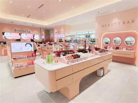 7 Tempat Facial Terdekat, Bikin Wajah Glowing Tanpa Bikin Kantong Kering!