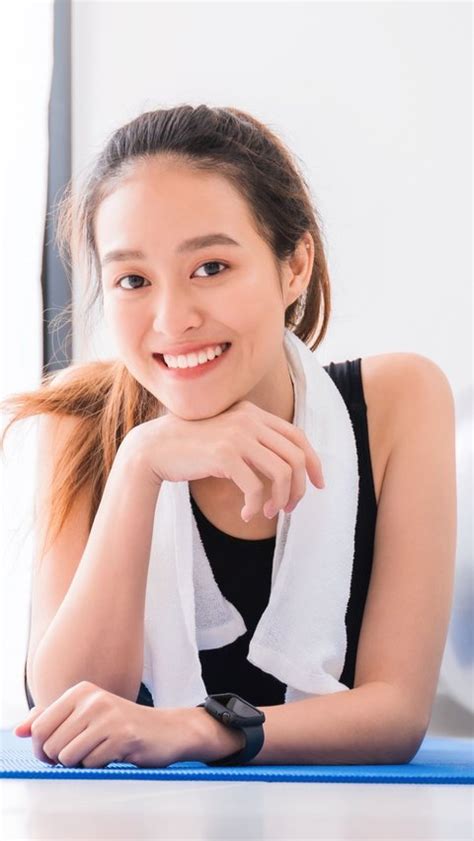 5 Cara Merawat Tubuh Ala Glowing Idol yang Wajib Kamu Coba!
