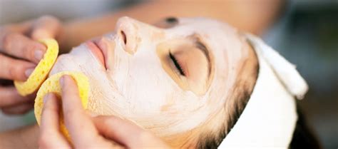 7 Daftar Harga Perawatan di Ellena Skin Care yang Wajib Kamu Ketahui untuk Kulit Mulus dan Sehat!