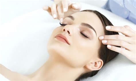 5 Ritual Kecantikan Salon di Rumah Untuk Kulit Bersinar Lebih 2x! 👑✨