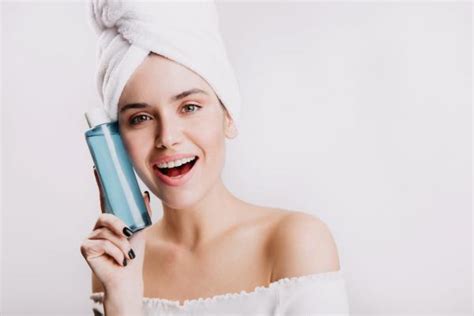 5 Ritual Skincare Malam Hari Untuk Kulit Cerah Bak Bintang! 💫