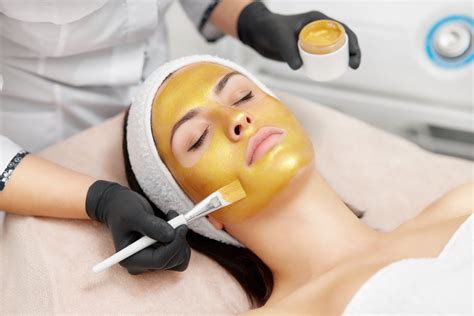 5 Treatment Wajah Glow Up yang Bisa Bikin Cantik Tanpa Filter! 5 Treatment Wajah Glow Up yang Bisa Bikin Cantik Tanpa Filter!