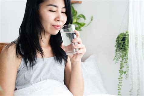 7 Cara Ampuh Menjaga Kulit Wajah Glowing: Dijamin Berhasil! 7 Cara Ampuh Menjaga Kulit Wajah Glowing: Dijamin Berhasil!