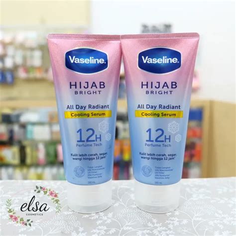 7 Cara Menggunakan Vaseline untuk Membuat Wajah Berhijab Tetap Bright dan Menarik! 7 Cara Menggunakan Vaseline untuk Membuat Wajah Berhijab Tetap Bright dan Menarik!