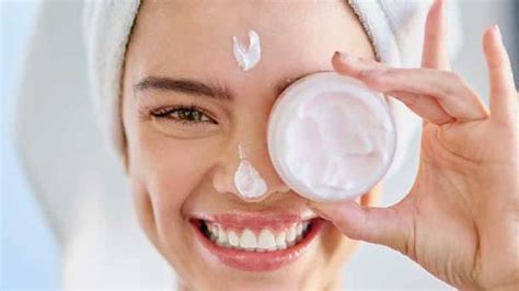 7 Cara Merawat Kulit Berminyak dan Kusam untuk Dapatkan Kulit Bersih dan Sehat dalam Seminggu! 7 Cara Merawat Kulit Berminyak dan Kusam untuk Dapatkan Kulit Bersih dan Sehat dalam Seminggu!