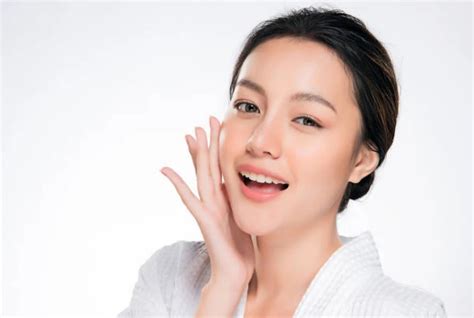 7 Cara Merawat Kulit Kusam dan Berminyak yang Ampuh dalam 1 Minggu! 7 Cara Merawat Kulit Kusam dan Berminyak yang Ampuh dalam 1 Minggu!