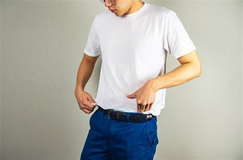 7 Cara Sederhana Jadi Pria Menarik: Perawatan Diri untuk Memikat Hati 7 Cara Sederhana Jadi Pria Menarik: Perawatan Diri untuk Memikat Hati