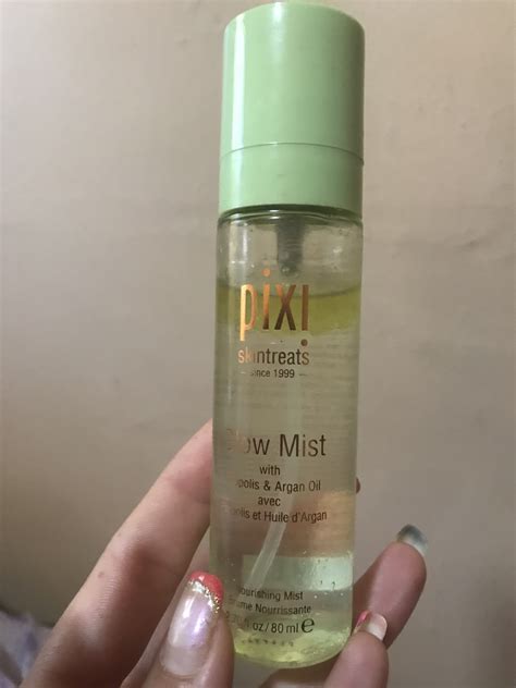 7 Face Mist Terbaik untuk Kulit Berjerawat yang Bisa Menghilangkan Jerawat dalam Waktu Singkat! 7 Face Mist Terbaik untuk Kulit Berjerawat yang Bisa Menghilangkan Jerawat dalam Waktu Singkat!