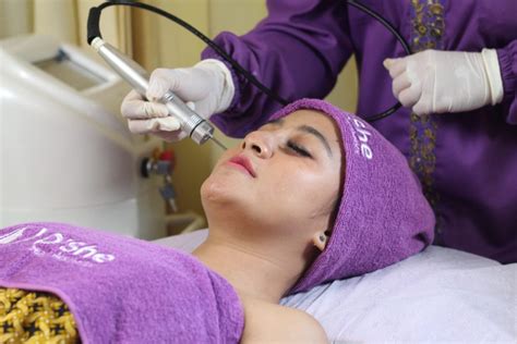 7 Fakta Mengejutkan Biaya Laser Wajah di Solo: Nomor 5 Bikin Dompet Nangis! 7 Fakta Mengejutkan Biaya Laser Wajah di Solo: Nomor 5 Bikin Dompet Nangis!