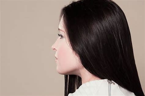 7 Manfaat Ajaib Vaseline untuk Rambut yang Bikin Kamu Tercengang! 7 Manfaat Ajaib Vaseline untuk Rambut yang Bikin Kamu Tercengang!