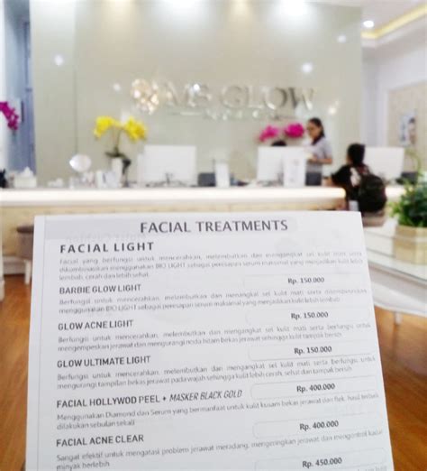 7 Paket Treatment Facial di Ms Glow dengan Harga Mulai Rp500.000! 7 Paket Treatment Facial di Ms Glow dengan Harga Mulai Rp500.000!