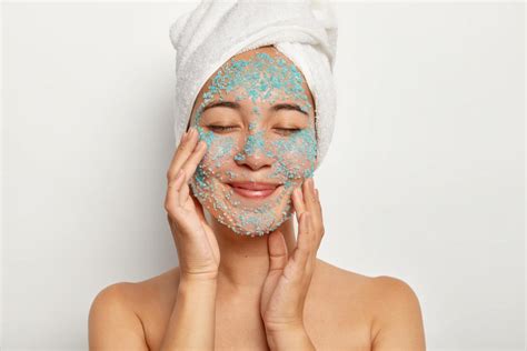 ✨ 7 Rahasia Kulit Ganteng Pria: Skincare 50 Ribuan Bikin Bling Bling! ✨ ✨ 7 Rahasia Kulit Ganteng Pria: Skincare 50 Ribuan Bikin Bling Bling! ✨