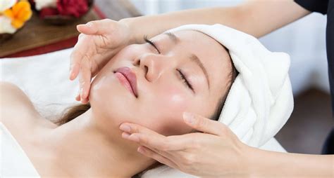 5 Cara Menggunakan Dermapen untuk Perawatan Wajah yang Efektif dalam 7 Hari! 5 Cara Menggunakan Dermapen untuk Perawatan Wajah yang Efektif dalam 7 Hari!