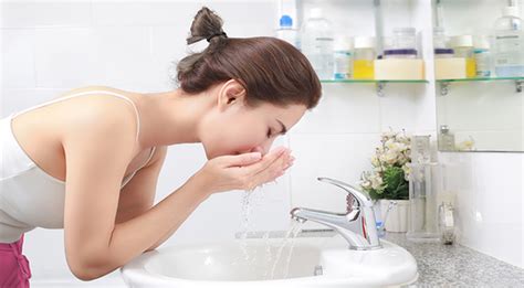 7 Langkah Perawatan Wajah Facial yang Wajib Kamu Coba untuk Kulit Mulus dan Bebas Jerawat! 7 Langkah Perawatan Wajah Facial yang Wajib Kamu Coba untuk Kulit Mulus dan Bebas Jerawat!