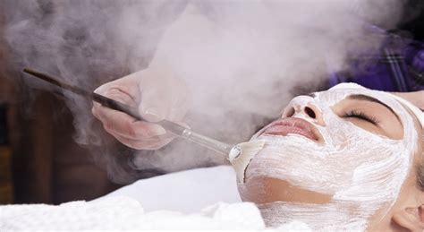 7 Treatment Kulit yang Bisa Menghilangkan Jerawat dan Membuat Wajahmu Bersinar dalam Semalam! 7 Treatment Kulit yang Bisa Menghilangkan Jerawat dan Membuat Wajahmu Bersinar dalam Semalam!